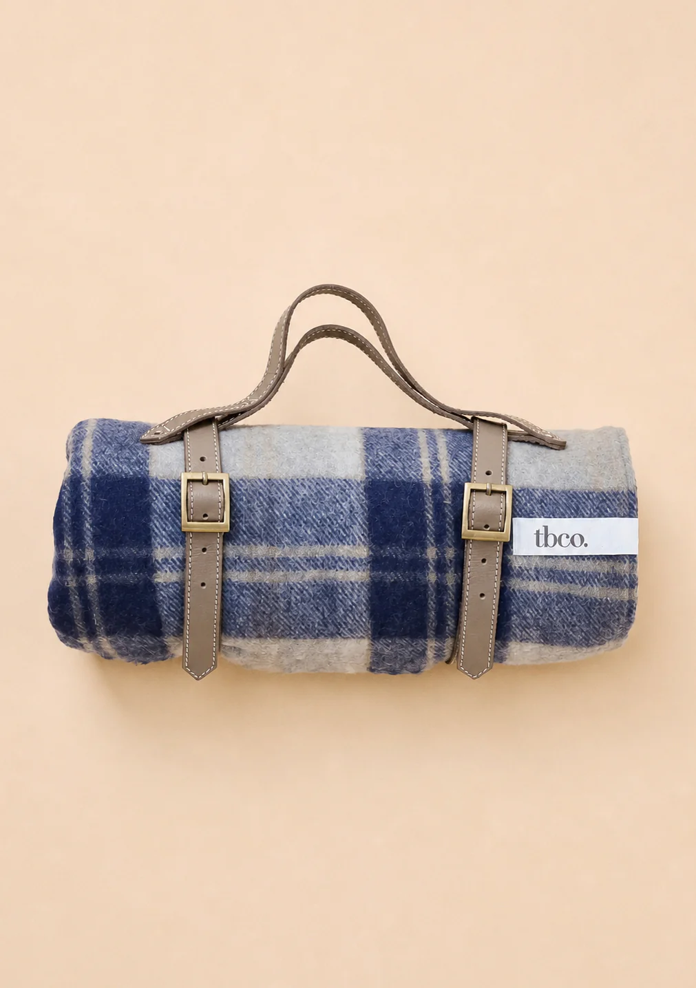 Classic Recycled Wool Picnic Blanket in Bannockbane Silver Tartan