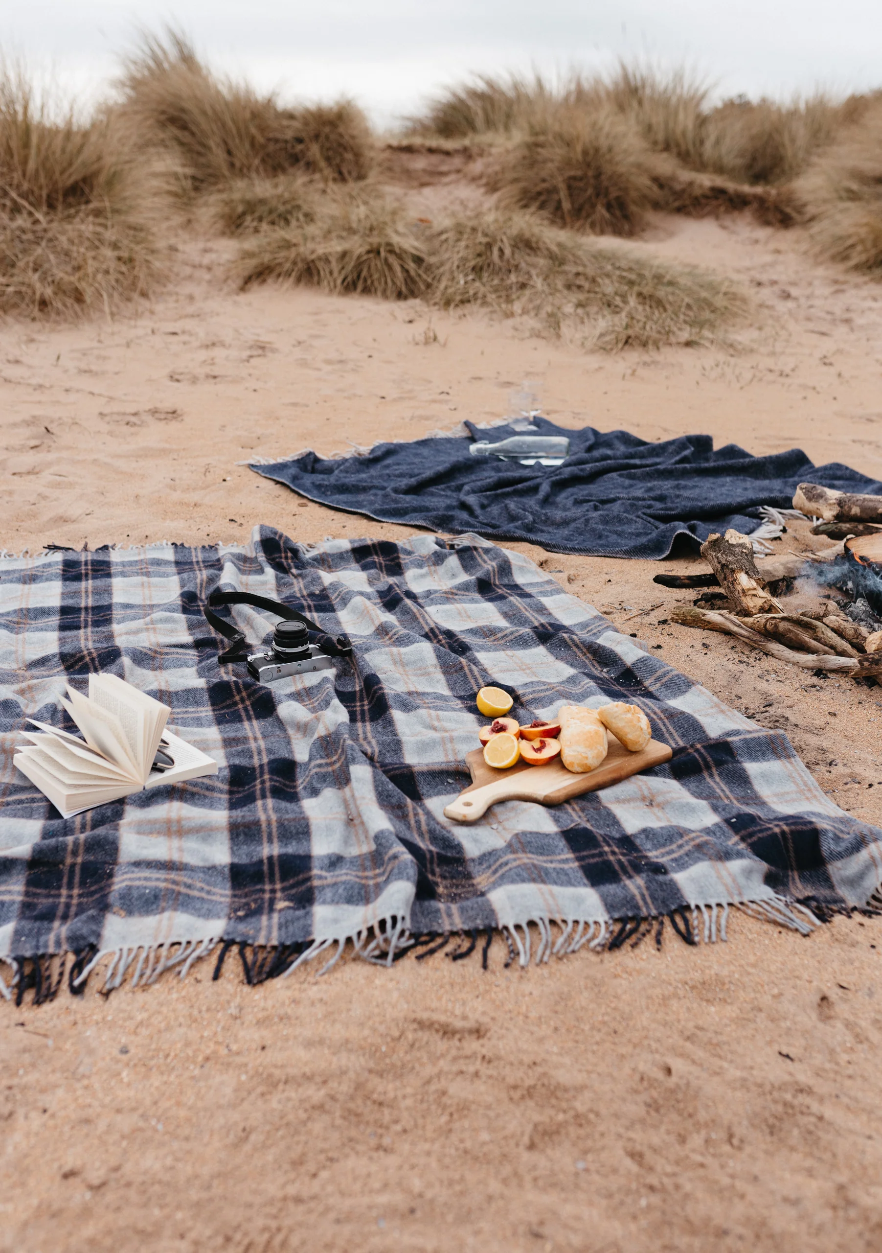 Classic Recycled Wool Picnic Blanket in Bannockbane Silver Tartan - Image 2