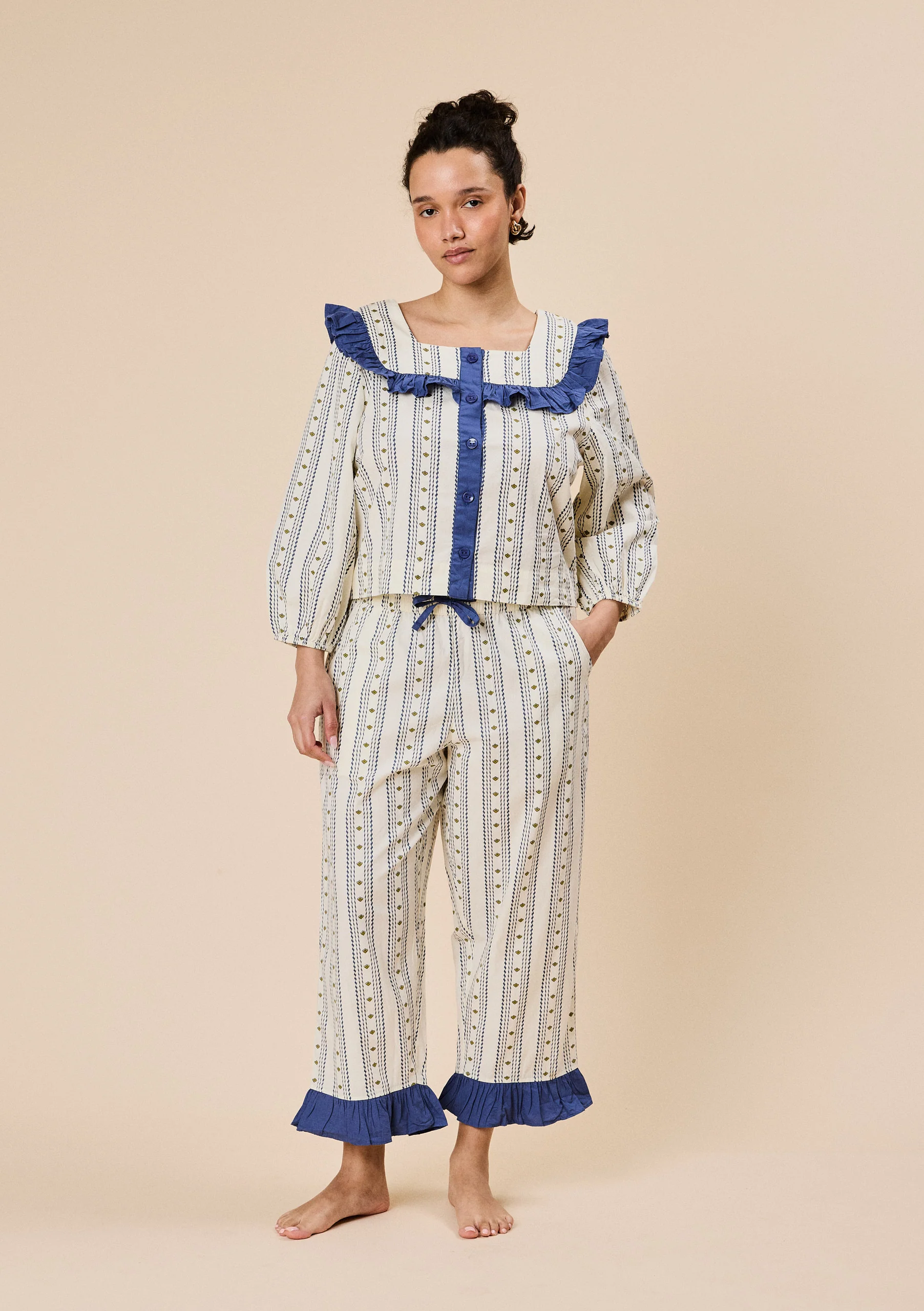 Cropped Cotton Pyjamas in Navy Ditsy Floral - Image 2