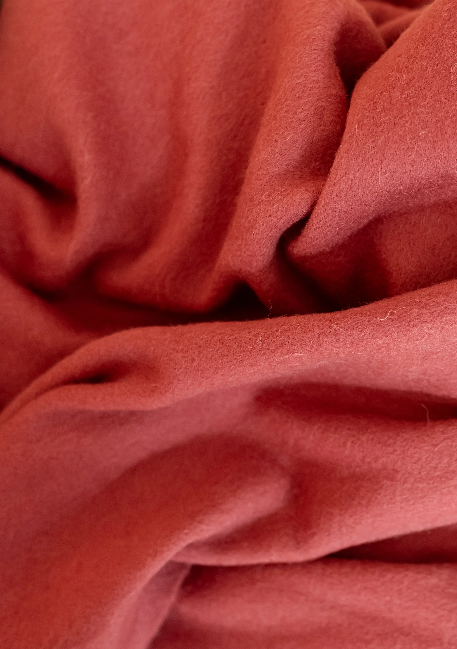 Lambswool Blanket in Mulberry - Image 2
