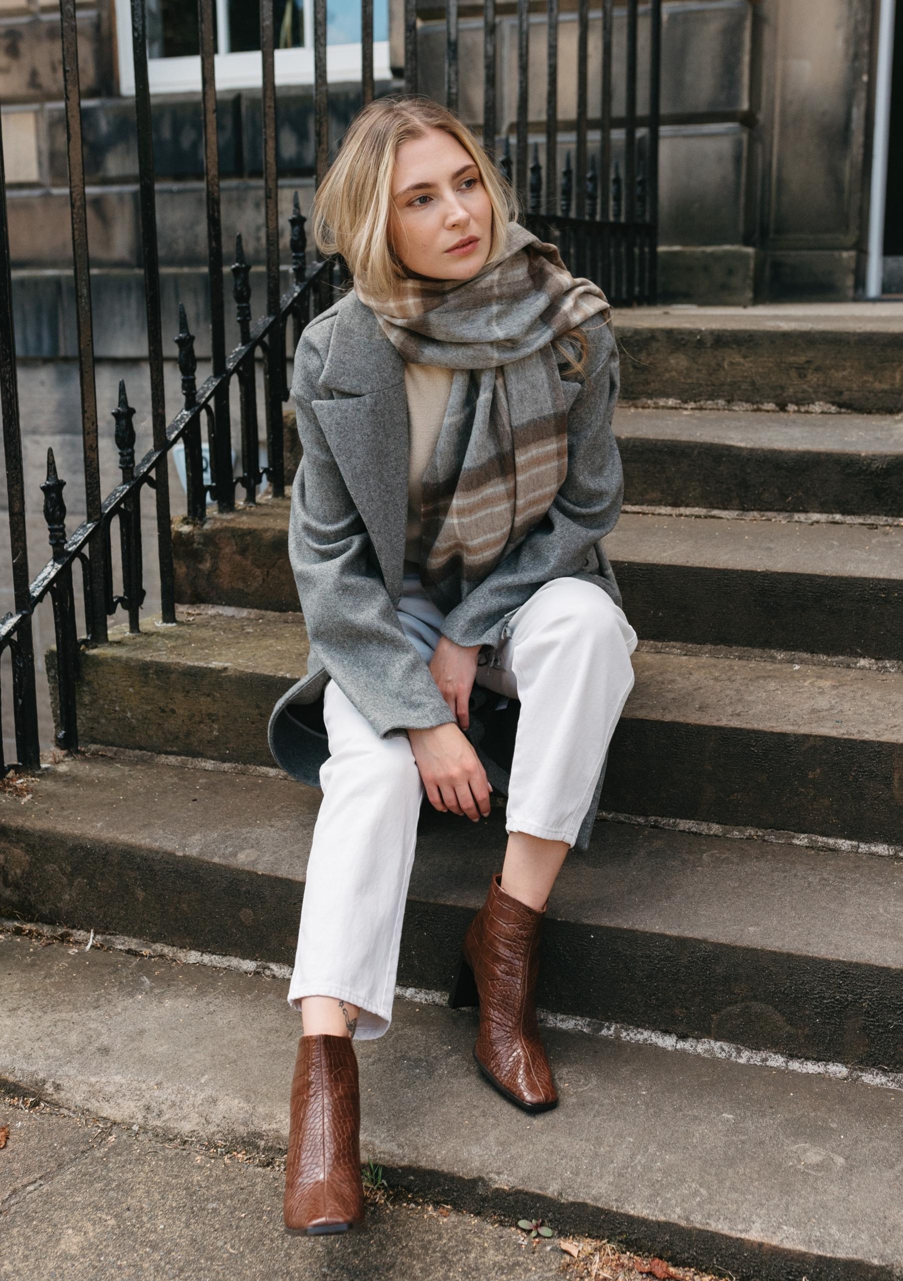 Lambswool Blanket Scarf in Mackellar Tartan - Image 2