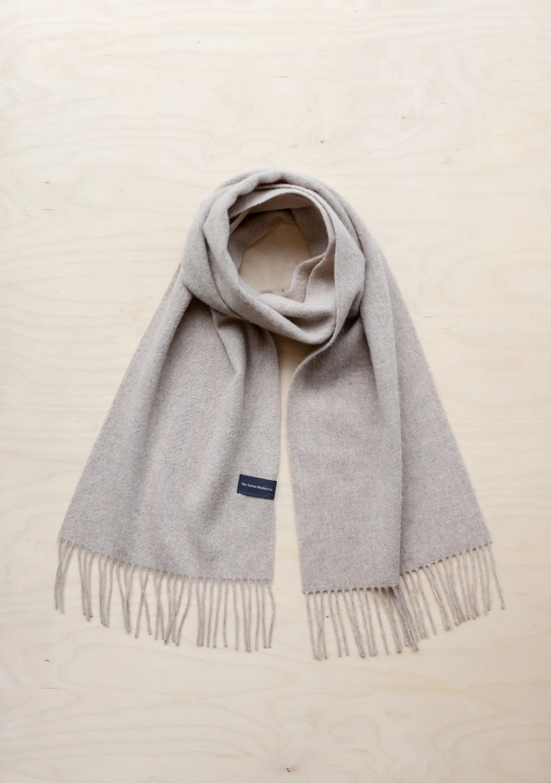 Men's Lambswool Scarf in Oatmeal Melange - Image 2