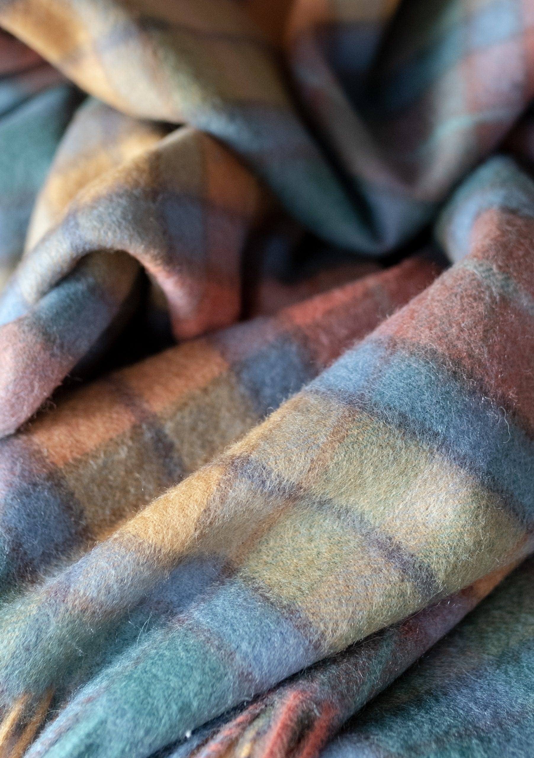 Lambswool Oversized Scarf in Buchanan Antique Tartan - Image 3
