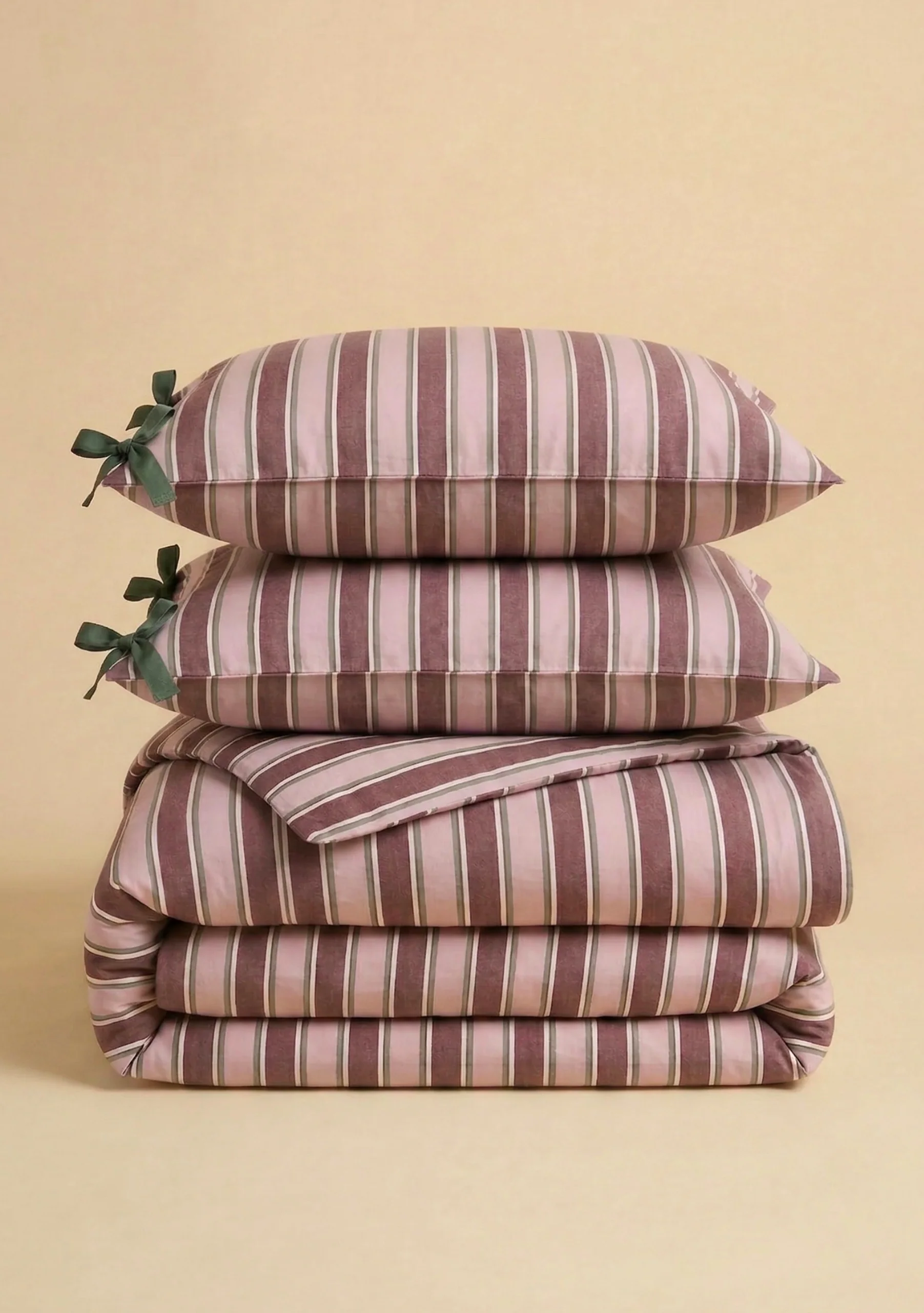 Pair of Cotton Pillowcases in Pink Stripe - Image 4