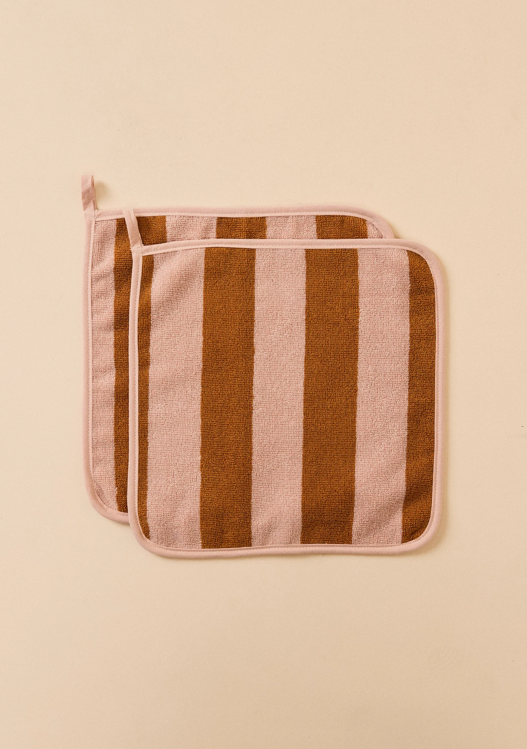 Terry Cotton Face Cloths Set of 2 in Honeycomb Stripe